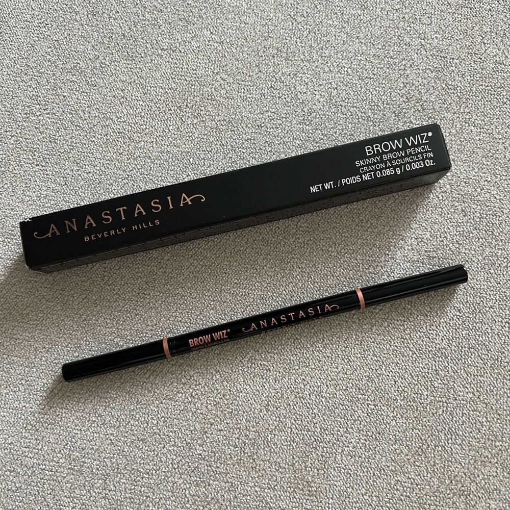 NIB ANASTASIA BEVERLY HILLS Brow Wiz Eyebrow Pencil in Medium Brown